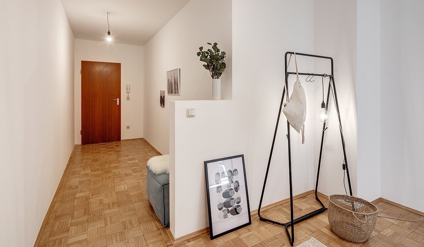 Apartment with 4 room | Eichenau | 1911ML12 | Geräumige Diele