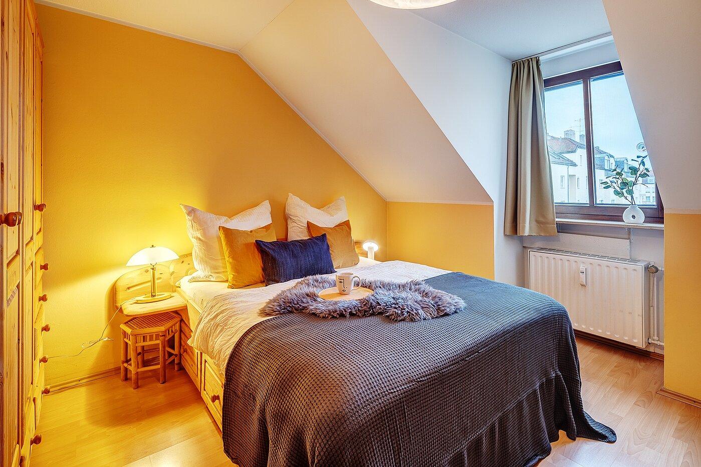 Ploché s 2 Pokoje | Germering | 70029 | Großes Schlafzimmer