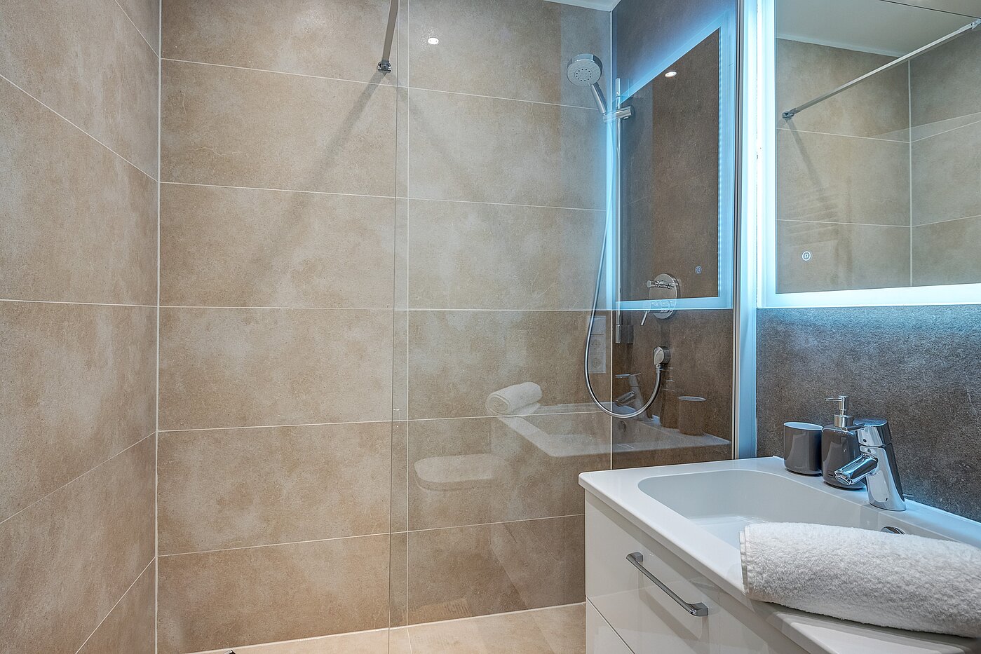 Apartment με 1 Δωμάτιο | München-Milbertshofen | 702251 | ...mit begehbarer Dusche