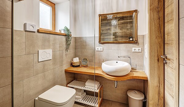 Düz ile 6 Odalar | 70095 | ...mit Bad en Suite...