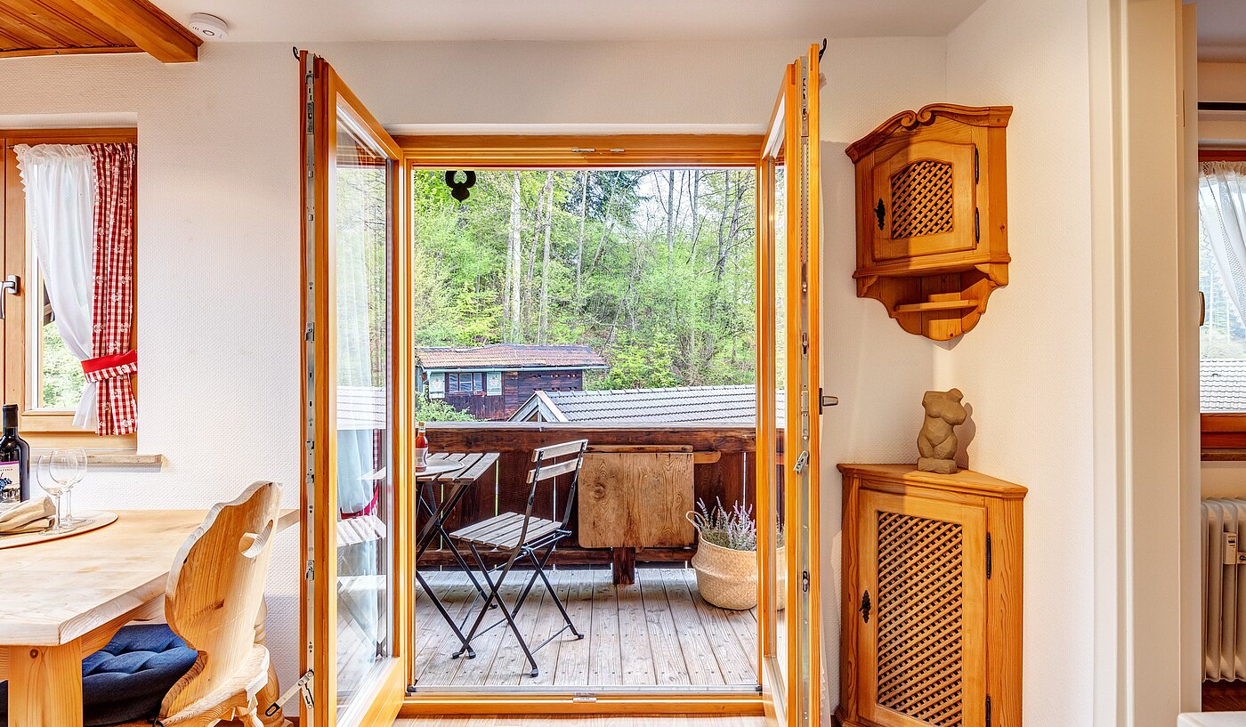 다락방 평면 와 함께 2 객실 | Bad Wiessee | 70017 | Zugang zum Balkon