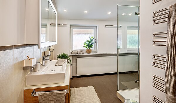 Кутовий будинок з терасою з 3 Кімнати | Kreuth | 70037 | ...mit Dusche...