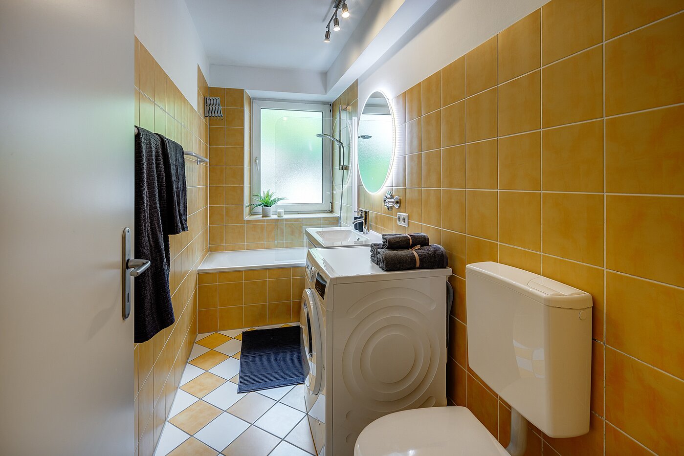 Flad med 2.5 Værelser | München-Isarvorstadt | 70121 | Bad mit Fenster...