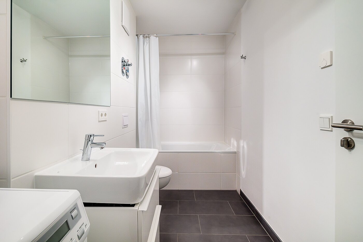 Плоский з 3 Кімнати | München-Moosach | 70164 | ...und Badewanne