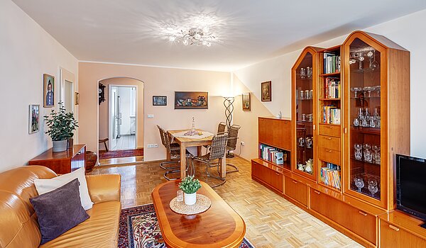 Lapos a  címen 3 Szobák | München-Bogenhausen | 2112ML3 | und Essen