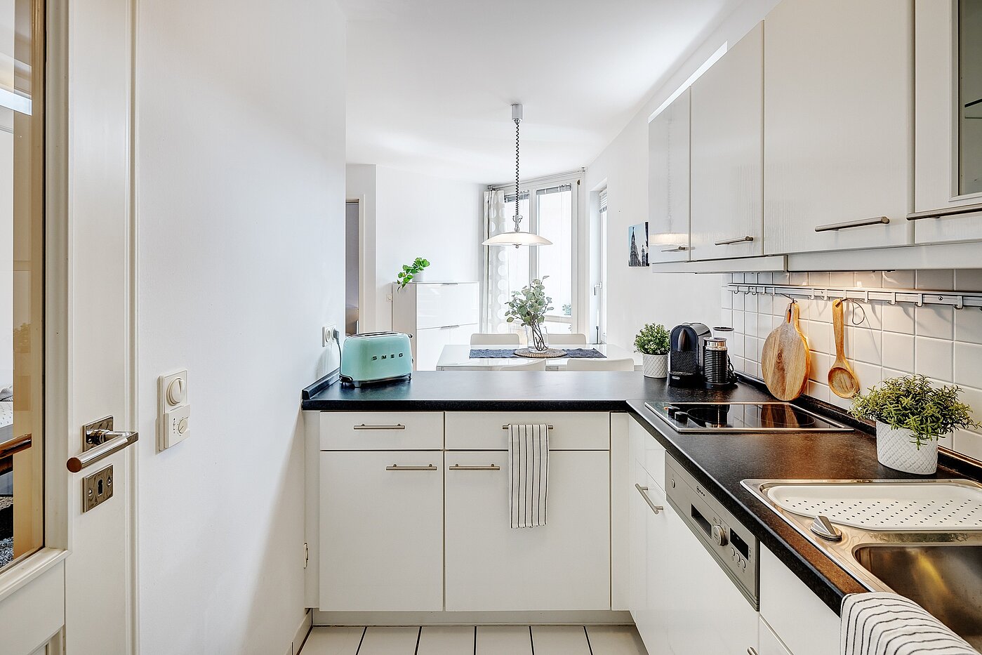 Flad med 1.5 Værelser | München-Schwabing | 2205ML81 | Integrierte Apartmentküche...