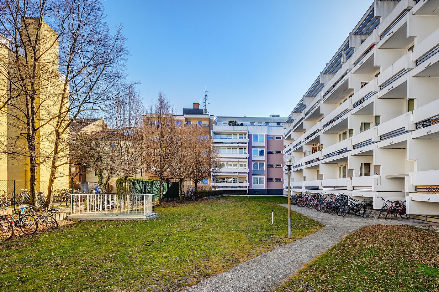 Плосък с 1 Стая | München-Neuhausen | 2301ML8 | Begrünter Innenhof