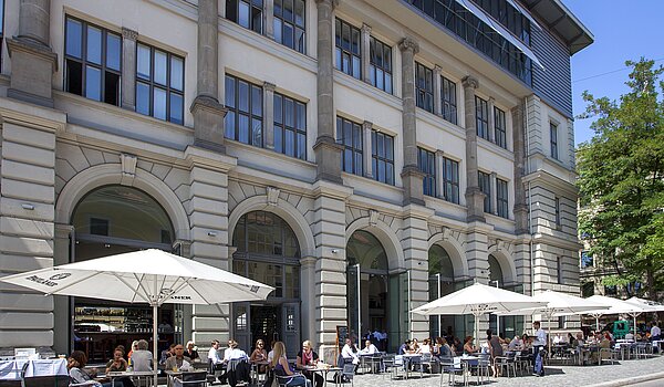 Plat met 3 Kamers | 70046 | Literaturhaus