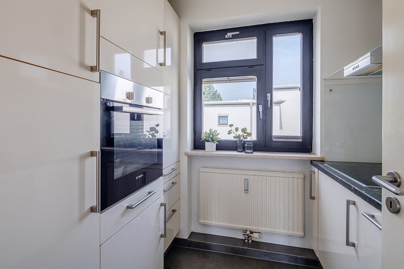 apartamento em prédio com 2 Zimmern | Karlsfeld | 1906ML2 | Moderne Einbauküche..