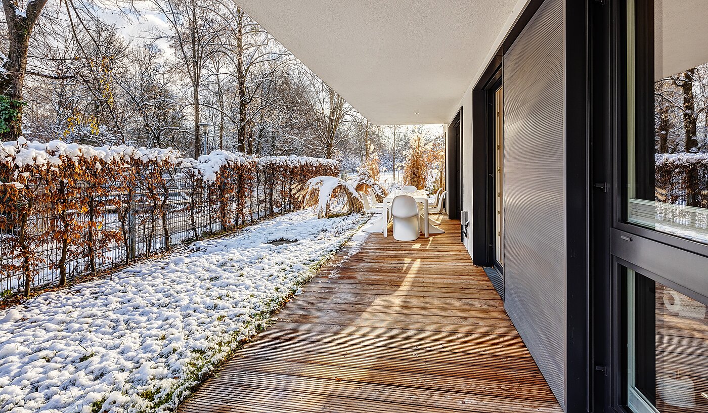 Földszinti lakás a  címen 3 Szobák | 70309 | Umlaufende Terrasse im Winter...