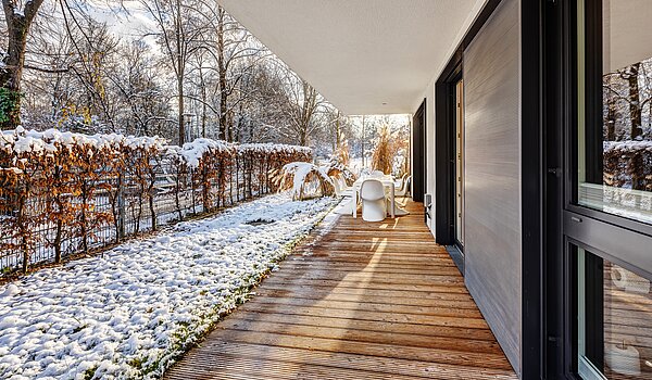 Földszinti lakás a  címen 3 Szobák | 70309 | Umlaufende Terrasse im Winter...