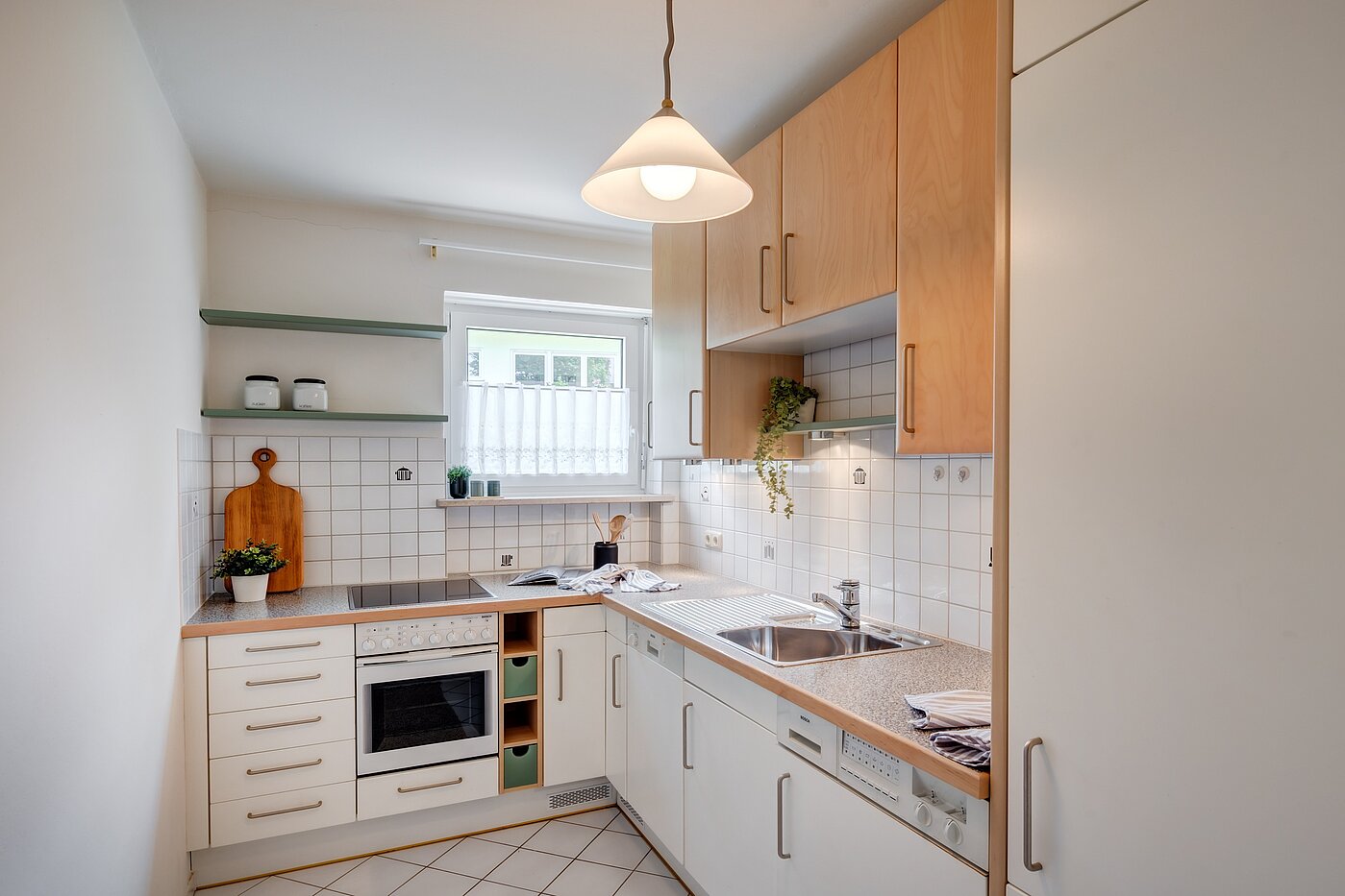 Byt na prízemí s 4 Izby | München-Laim | 702161 | Funktionale Küche mit...