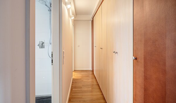 플랫 와 함께 5 객실 | München-Neuhausen | 70140 | Hochwertige Einbauten