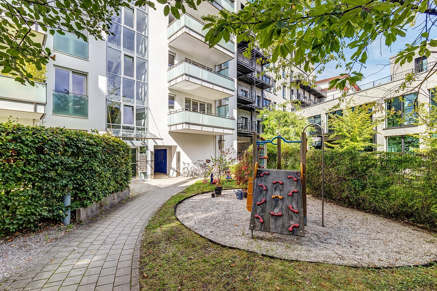 Lapos a  címen 3 Szobák | München-Neuhausen | 70489 | Ruhig und Gepflegt