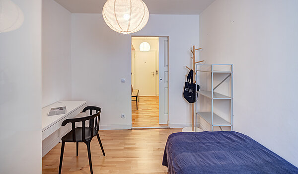 Plat cu 3 Camere | München-Haidhausen | 70447 | ...mit Schreibtisch