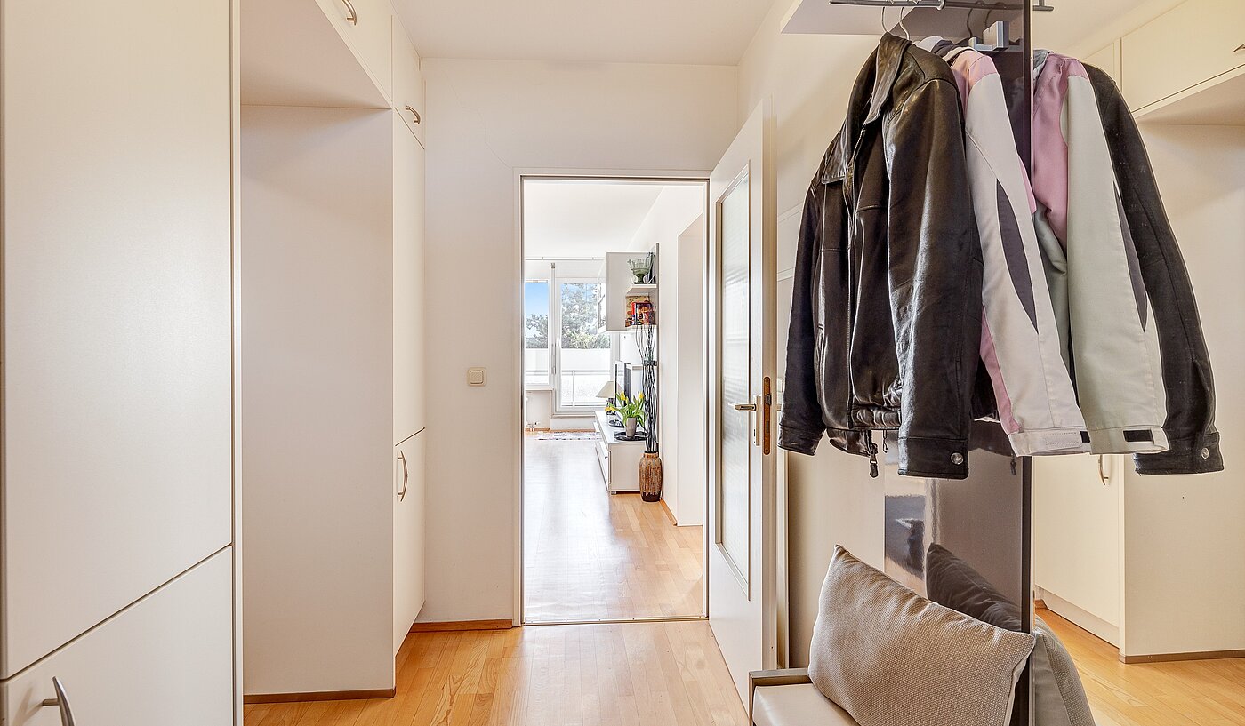 Плосък с 3 Стаи | Unterschleißheim | 70003 | Eingangsbereich mit Einbauten