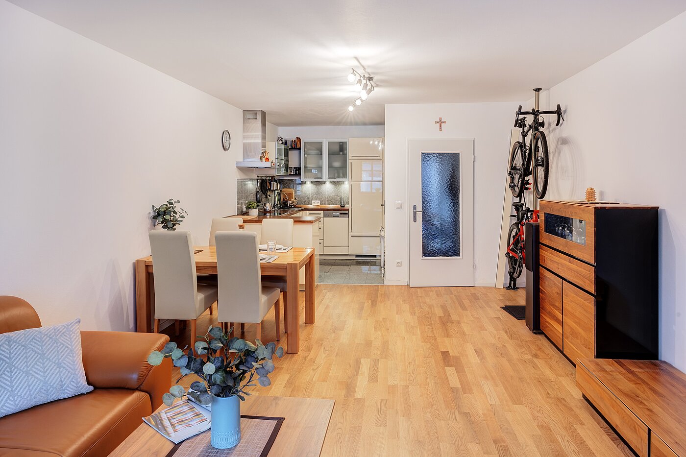 Lapos a  címen 2 Szobák | 70206 | ...Essen