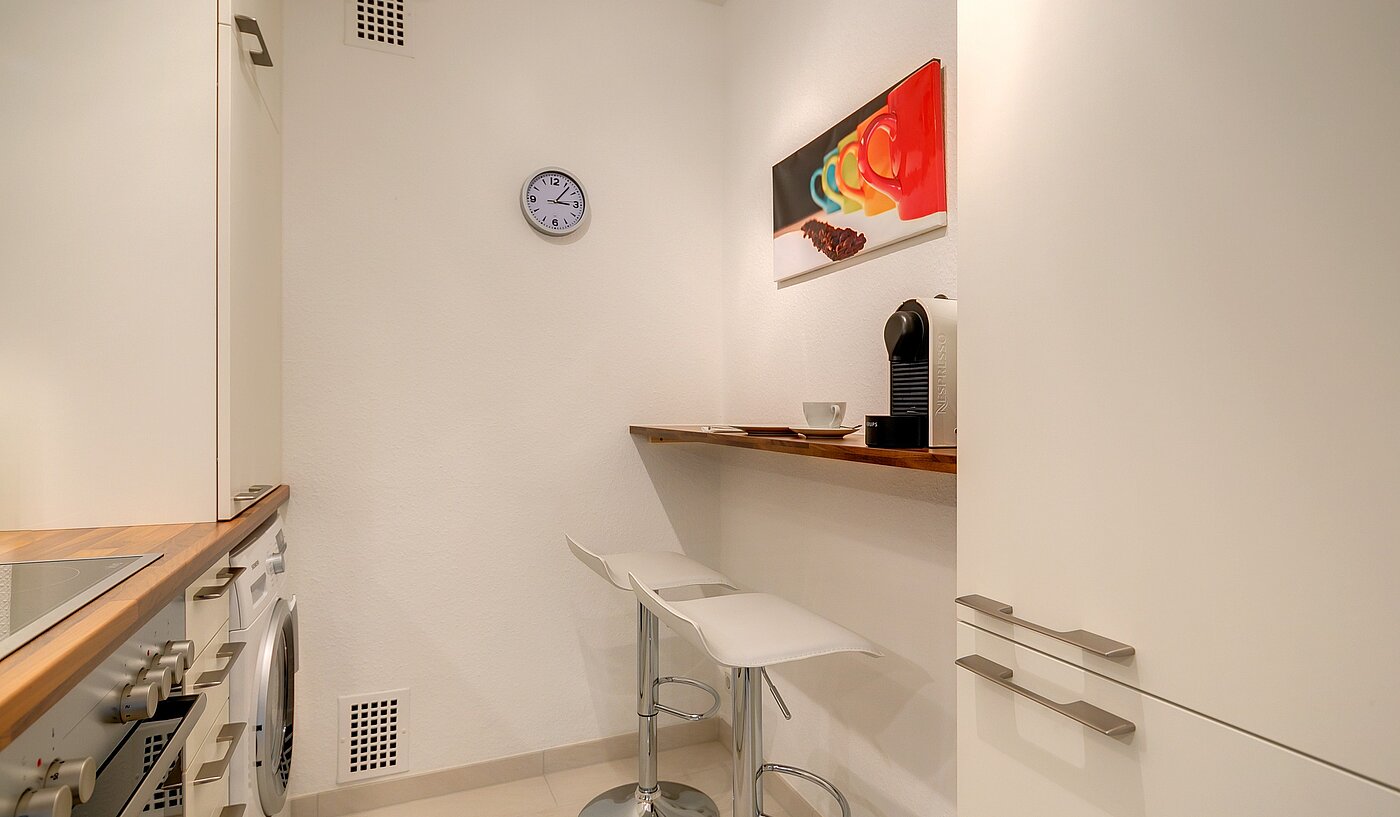 Flad med 2 Værelser | München-Schwabing | 70096 | Ideale Ausstattung