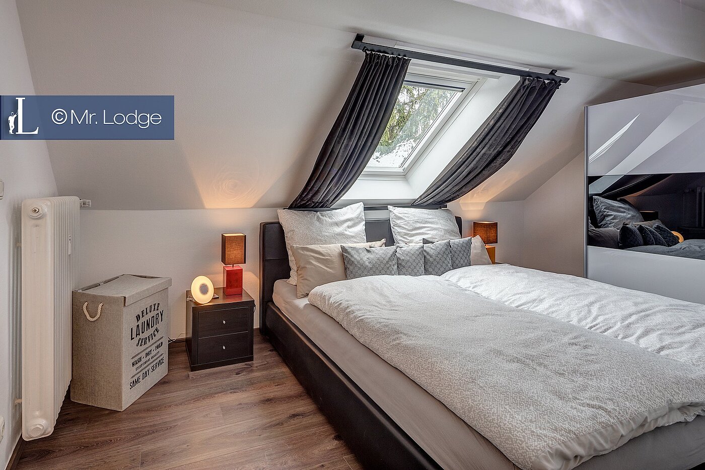 Loftslejlighed med 3 Værelser | München-Hasenbergl | 1803D9 | Großzügiges Schlafzimmer