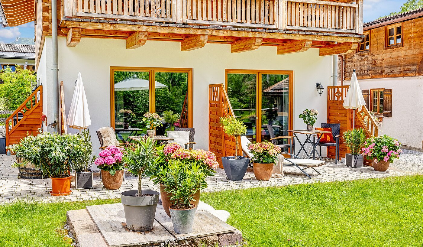 Düz ile 6 Odalar | 70095 | ...sowie sonniger Terrasse