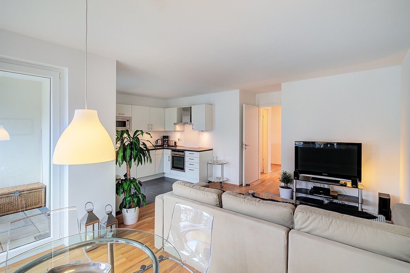 Плоский з 3 Кімнати | München-Moosach | 70164 | ...mit Zugang zur Loggia