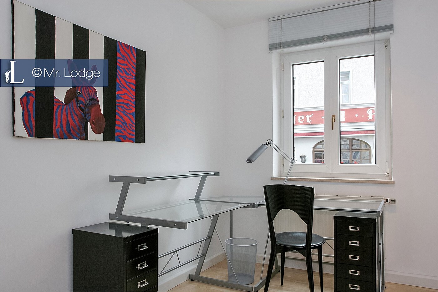 Ravna stran s spletno stranjo . 2 Sobe | München-Isarvorstadt | 1709ML2 | Schreibtisch, Schlafzimmer