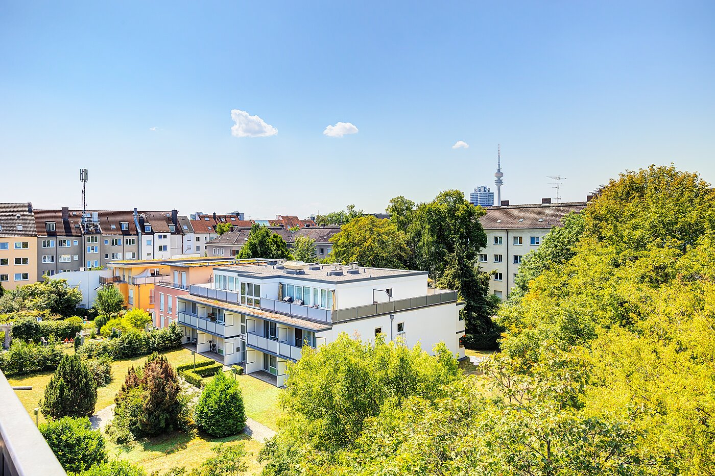 플랫 와 함께 1 방 | München-Milbertshofen | 704371 | Grüne Außenansicht