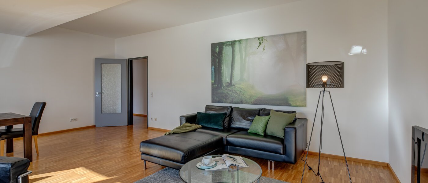 Апартамент с покривна тераса München Maxvorstadt - Museumsviertel 04 Дневна зона 1