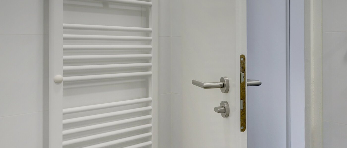 Плоский München Schwabing-Nord (zw. Leopoldstraße & Englischen Garten) 04 Ванна кімната 10010