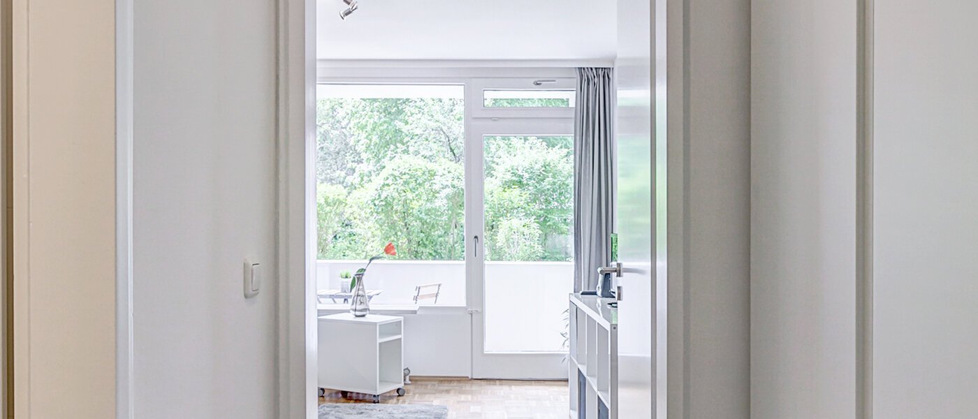 Плоский München Schwabing-Nord (zw. Leopoldstraße & Englischen Garten) 01 Коридор/передпокій 10010