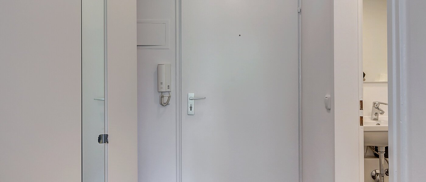 Плоский München Schwabing-Nord (zw. Leopoldstraße & Englischen Garten) 02 Коридор/передпокій 10010