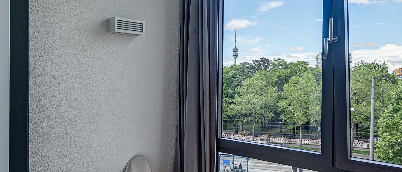 Ploché München Schwabing-West (rund um den Hohenzollernplatz) 01 Balkon 10046