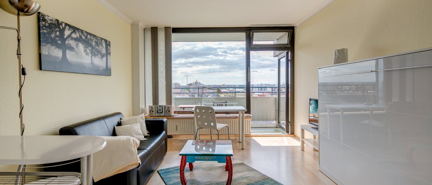 Lapos München Haidhausen 02 Nappali 10075