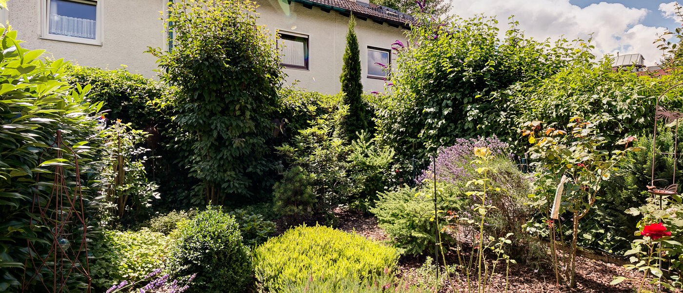 Sorház München Fasangarten 02 Kert 10099