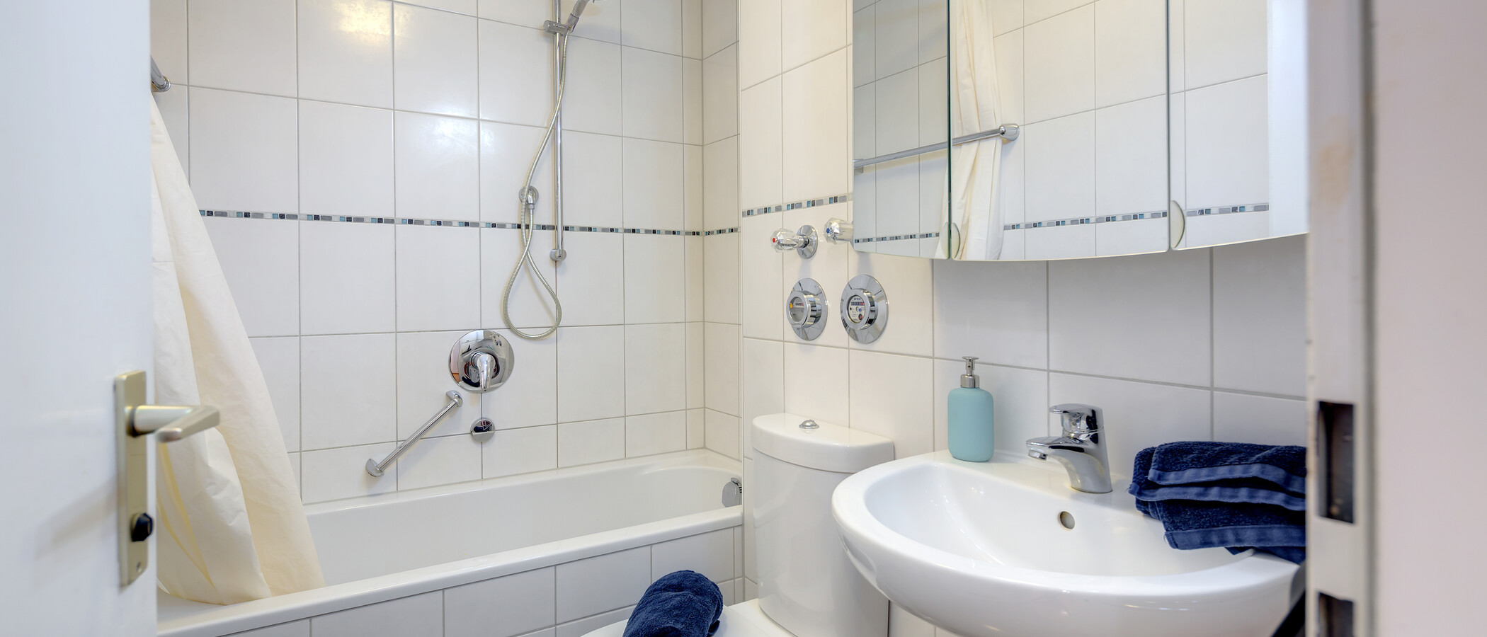 Ravna stran München Schwabing-West 01 Kopalnica 10148