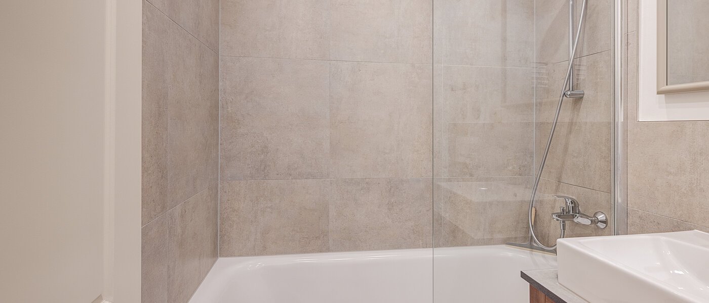 Ravna stran München Ramersdorf 02 Kopalnica 10174