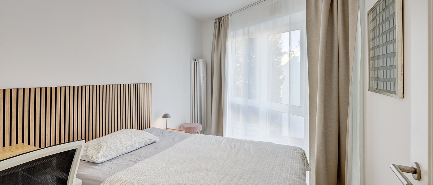 Ravna stran München Ramersdorf 01 Spalnica 10174