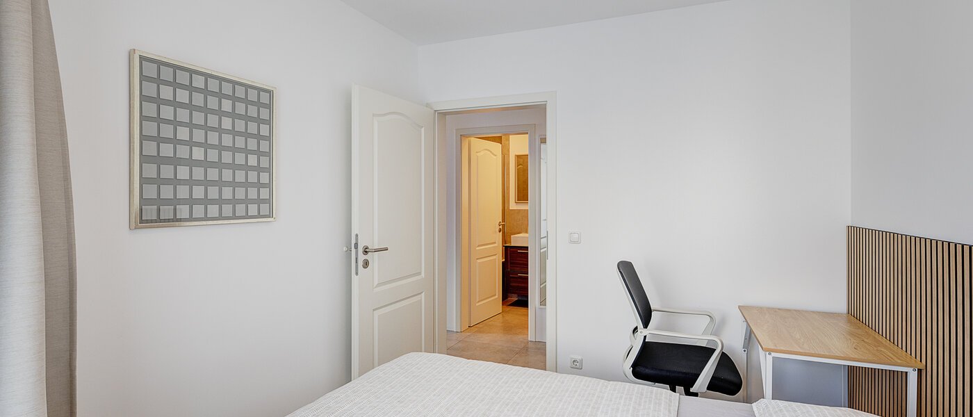 Ravna stran München Ramersdorf 02 Spalnica 10174