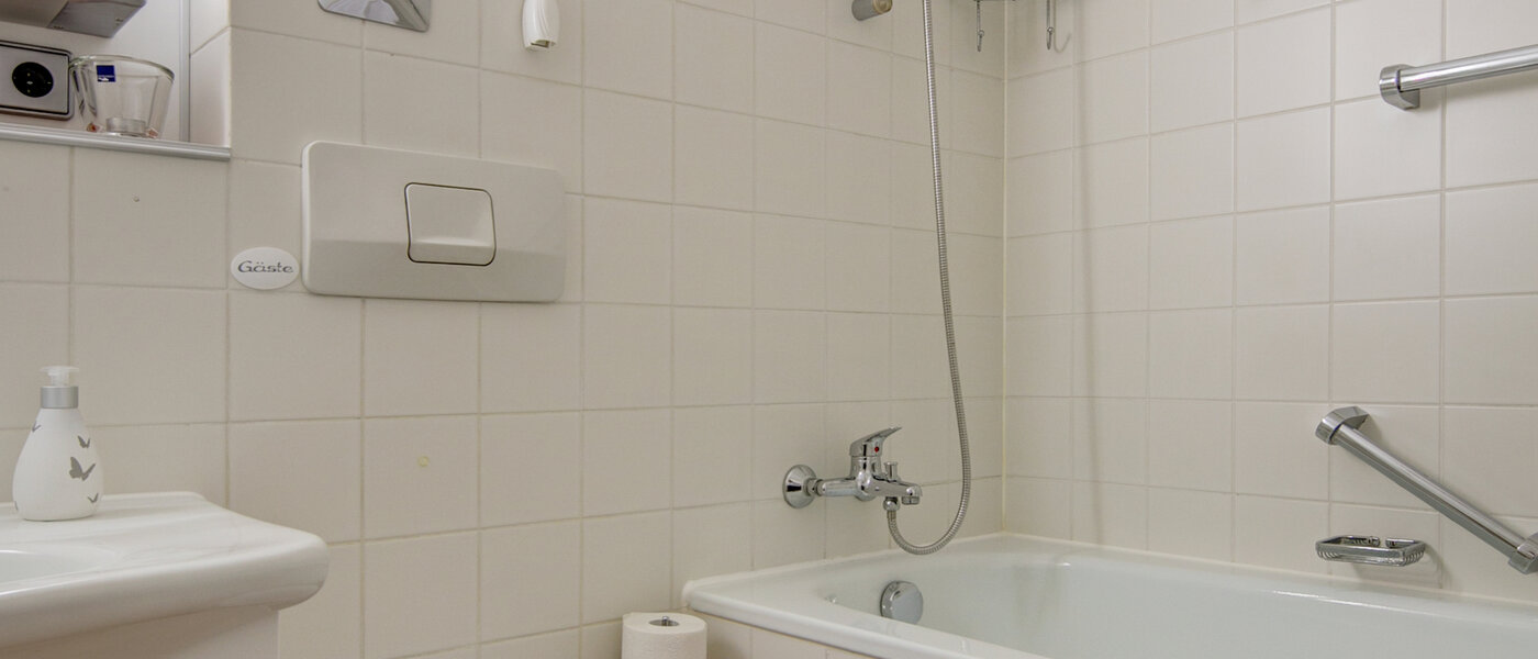 Ravna stran München Untergiesing 02 Kopalnica 10228