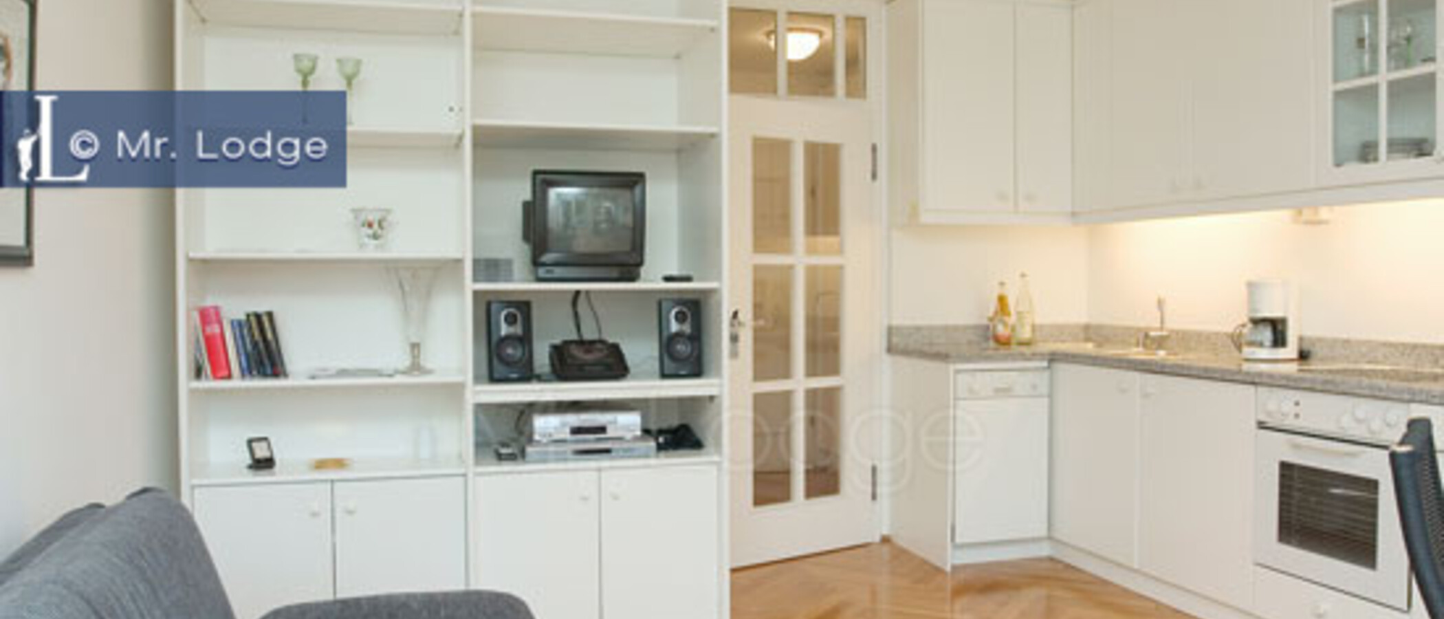 Ploché München Arabellapark 04 Living 1023