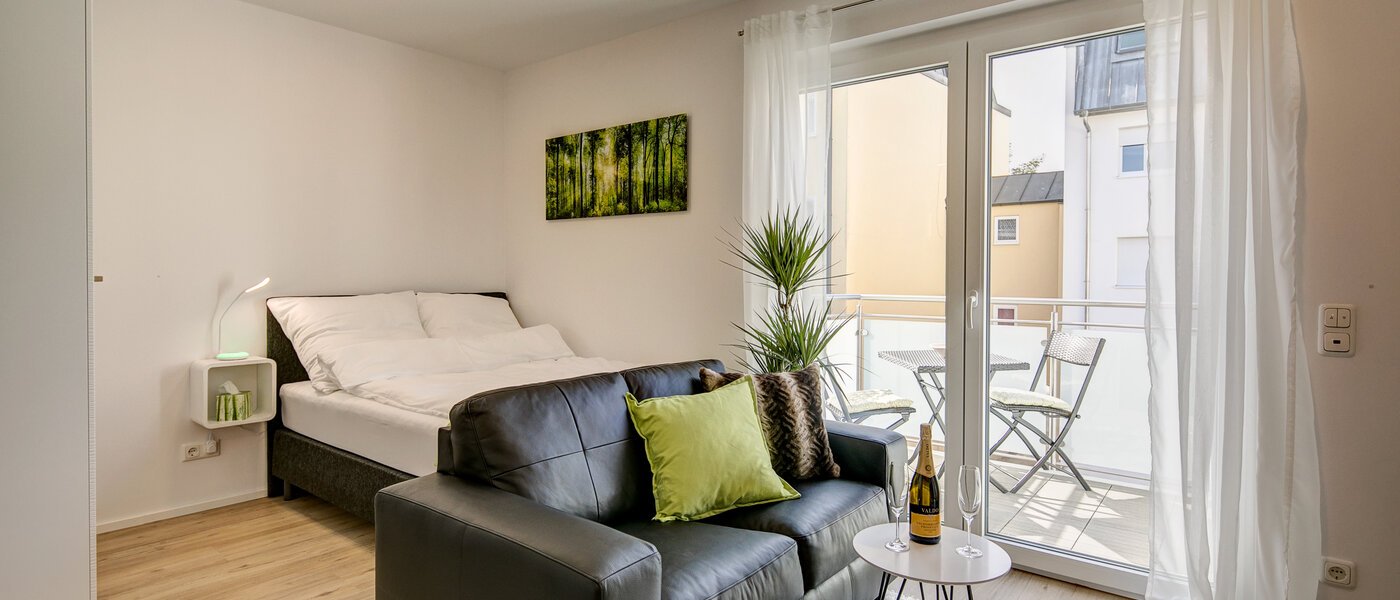 Ravna stran München Moosach 02 Življenje 10242