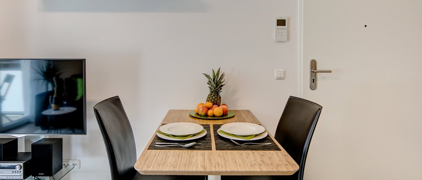 Ravna stran München Moosach 05 Življenje 10242