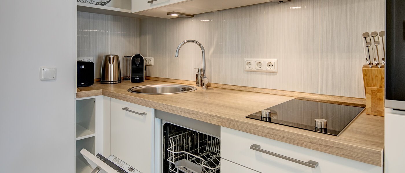 Ravna stran München Moosach 02 Kuhinja 10242