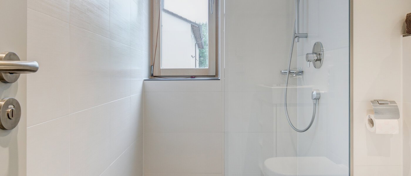 Flat Unterschleißheim Lohhof 01 Baderom 10245