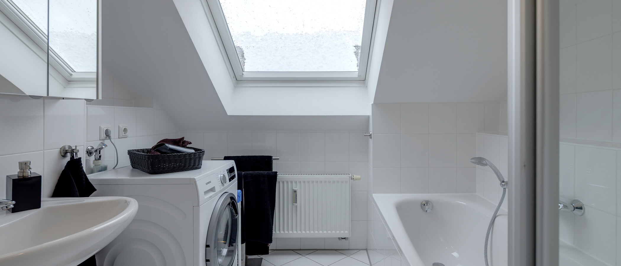 Tetőtéri lakás München Trudering 04 Fürdőszoba 10283