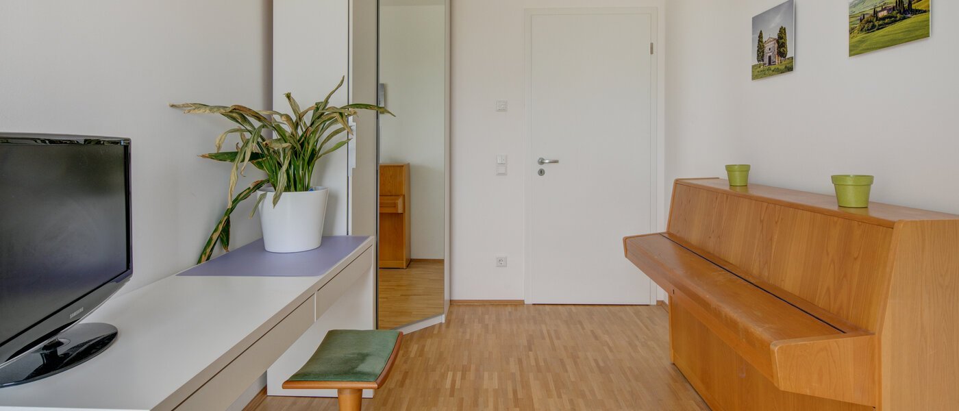 Flat München Messestadt Riem 03 Gjesterom 10291