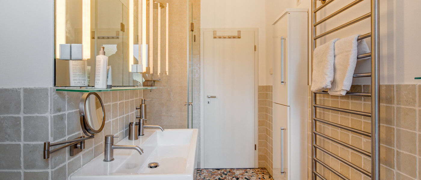 Ploché München Obermenzing 04 Koupelna 10294