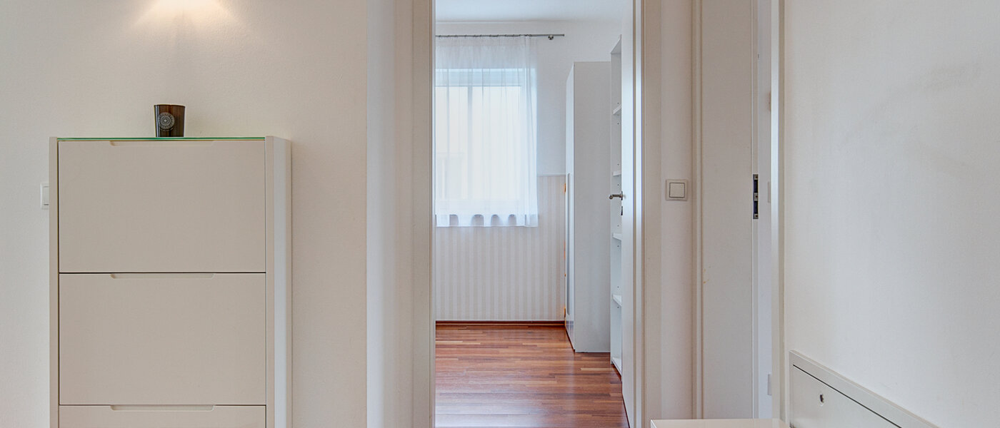 Ploché München Obermenzing 01 Chodba/chodba 10294