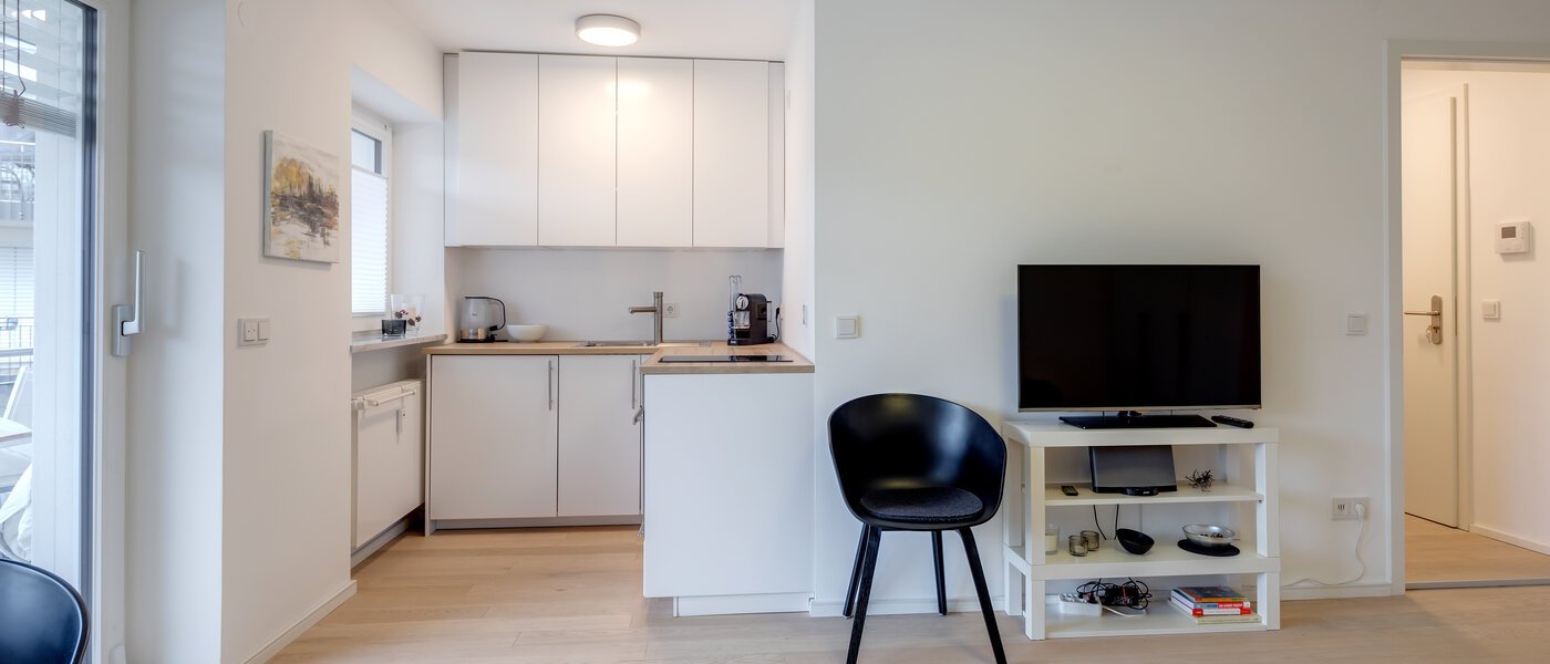 Ravna stran München Nymphenburg 03 Življenje 10315