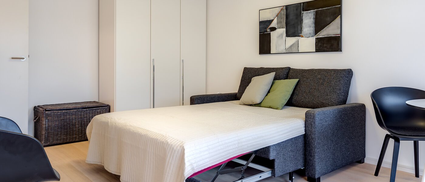 Ravna stran München Nymphenburg 01 Spanje 10315